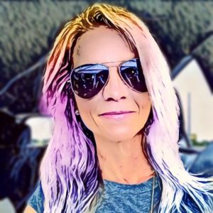 Meet your Posher, Steph